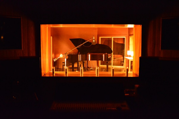 Tracking Room